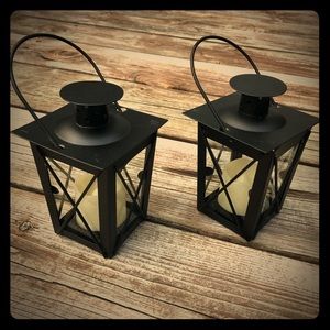 A Pair of Tiny Lanterns
